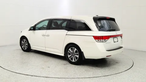 More photos of 2016 Honda Odyssey Touring Elite at Tom Gill Chevrolet, KY