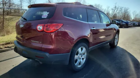 Photos of 2011 Chevrolet Traverse LT with 1LT for sale in Florence, KY at Tom Gill Chevrolet