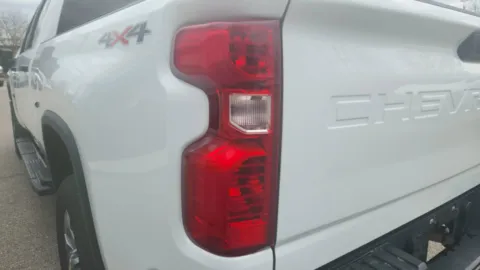 More photos of 2022 Chevrolet Silverado 2500HD Custom at Tom Gill Chevrolet, KY