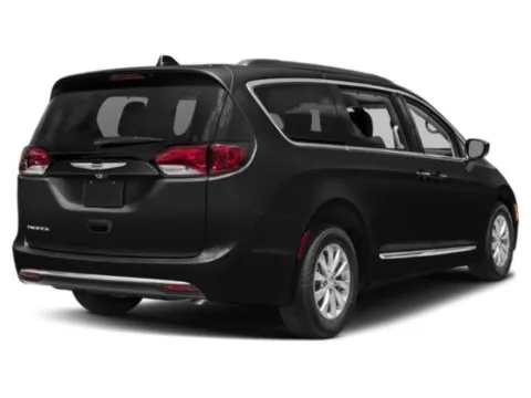 Photos of 2018 Chrysler Pacifica Touring L for sale in Florence, KY at Tom Gill Chevrolet