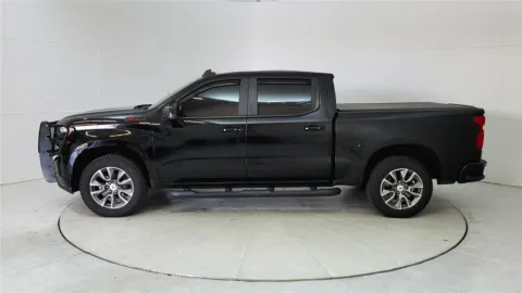 More photos of 2019 Chevrolet Silverado 1500 RST at Tom Gill Chevrolet, KY