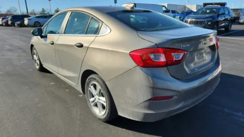 More photos of 2017 Chevrolet Cruze LT at Tom Gill Chevrolet, KY