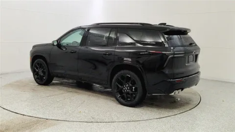 More photos of 2026 Chevrolet Traverse FWD RS at Tom Gill Chevrolet, KY