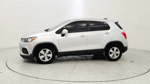 More photos of 2020 Chevrolet Trax LS at Tom Gill Chevrolet, KY