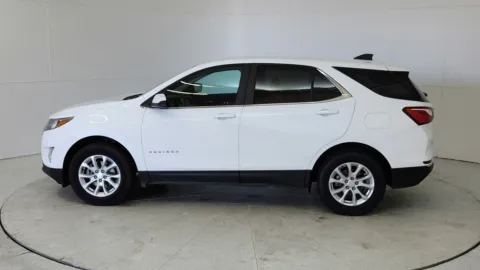 More photos of 2021 Chevrolet Equinox LT at Tom Gill Chevrolet, KY