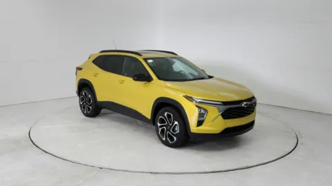 Yellow 2024 Chevrolet Trax 2RS for sale in Florence, KY