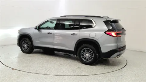 More photos of 2025 GMC Acadia FWD Elevation at Tom Gill Chevrolet, KY