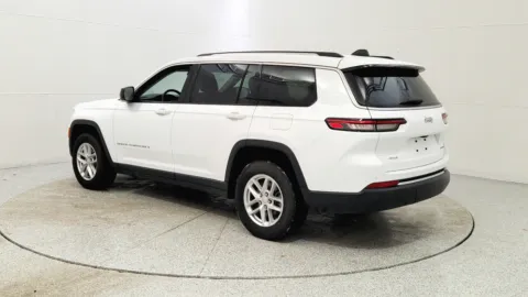 More photos of 2023 Jeep Grand Cherokee L Laredo at Tom Gill Chevrolet, KY