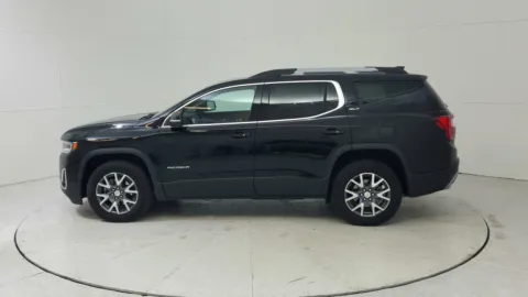 More photos of 2023 GMC Acadia SLT at Tom Gill Chevrolet, KY