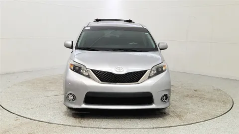 Photos of 2014 Toyota Sienna SE 8-Passenger for sale in Florence, KY at Tom Gill Chevrolet