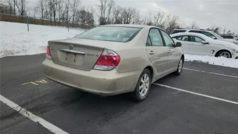 Photos of 2005 Toyota Camry XLE for sale in Florence, KY at Tom Gill Chevrolet