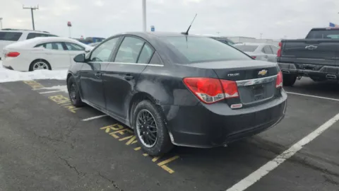More photos of 2011 Chevrolet Cruze LS at Tom Gill Chevrolet, KY