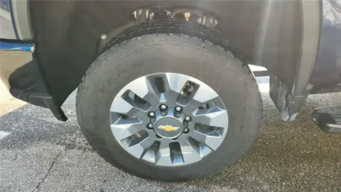 Photos of 2023 Chevrolet Silverado 2500HD Custom for sale in Florence, KY at Tom Gill Chevrolet