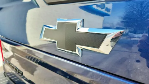 More photos of 2023 Chevrolet Silverado 2500HD Custom at Tom Gill Chevrolet, KY