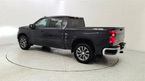 More photos of 2023 Chevrolet Silverado 1500 LT at Tom Gill Chevrolet, KY