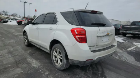 More photos of 2017 Chevrolet Equinox LS at Tom Gill Chevrolet, KY
