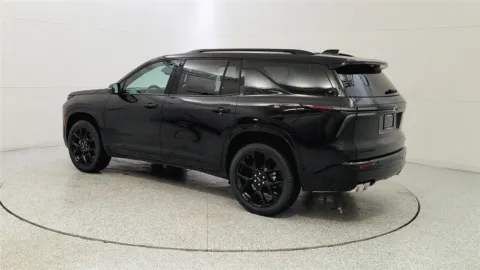 More photos of 2026 Chevrolet Traverse FWD RS at Tom Gill Chevrolet, KY