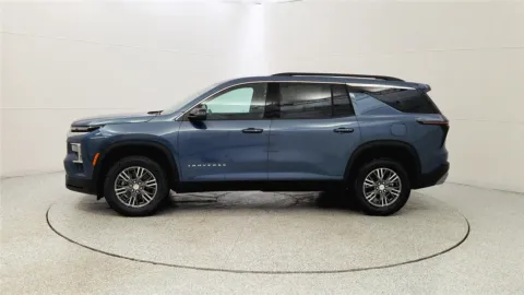 More photos of 2026 Chevrolet Traverse FWD LT at Tom Gill Chevrolet, KY