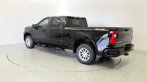 More photos of 2026 Chevrolet Silverado 1500 RST at Tom Gill Chevrolet, KY