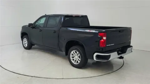 More photos of 2023 Chevrolet Silverado 1500 LT at Tom Gill Chevrolet, KY