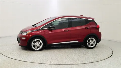 More photos of 2017 Chevrolet Bolt EV LT at Tom Gill Chevrolet, KY