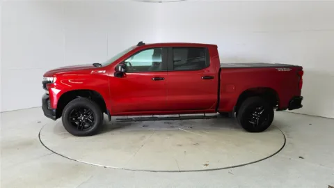 More photos of 2021 Chevrolet Silverado 1500 LT Trail Boss at Tom Gill Chevrolet, KY