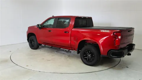 More photos of 2021 Chevrolet Silverado 1500 LT Trail Boss at Tom Gill Chevrolet, KY