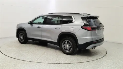 More photos of 2025 GMC Acadia FWD Elevation at Tom Gill Chevrolet, KY