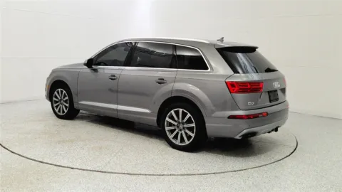 More photos of 2018 Audi Q7 Prestige at Tom Gill Chevrolet, KY