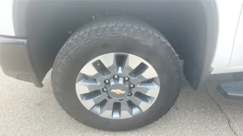 Photos of 2022 Chevrolet Silverado 2500HD Custom for sale in Florence, KY at Tom Gill Chevrolet