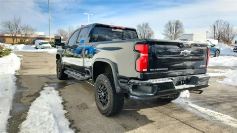 More photos of 2024 Chevrolet Silverado 2500HD ZR2 at Tom Gill Chevrolet, KY