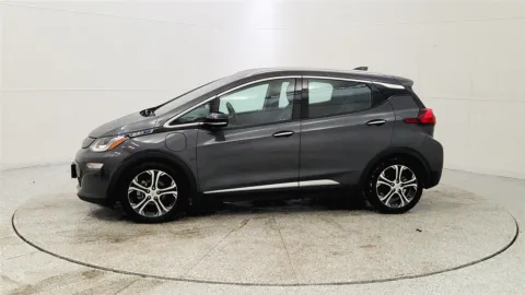 More photos of 2021 Chevrolet Bolt EV Premier at Tom Gill Chevrolet, KY