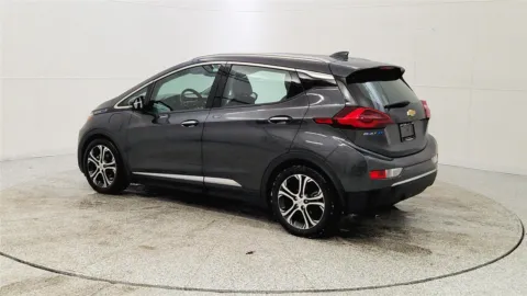 More photos of 2021 Chevrolet Bolt EV Premier at Tom Gill Chevrolet, KY