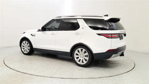 More photos of 2020 Land Rover Discovery HSE at Tom Gill Chevrolet, KY