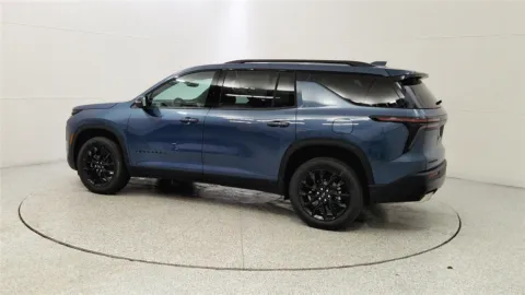 More photos of 2026 Chevrolet Traverse FWD LT at Tom Gill Chevrolet, KY