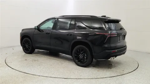 More photos of 2026 Chevrolet Traverse FWD LT at Tom Gill Chevrolet, KY