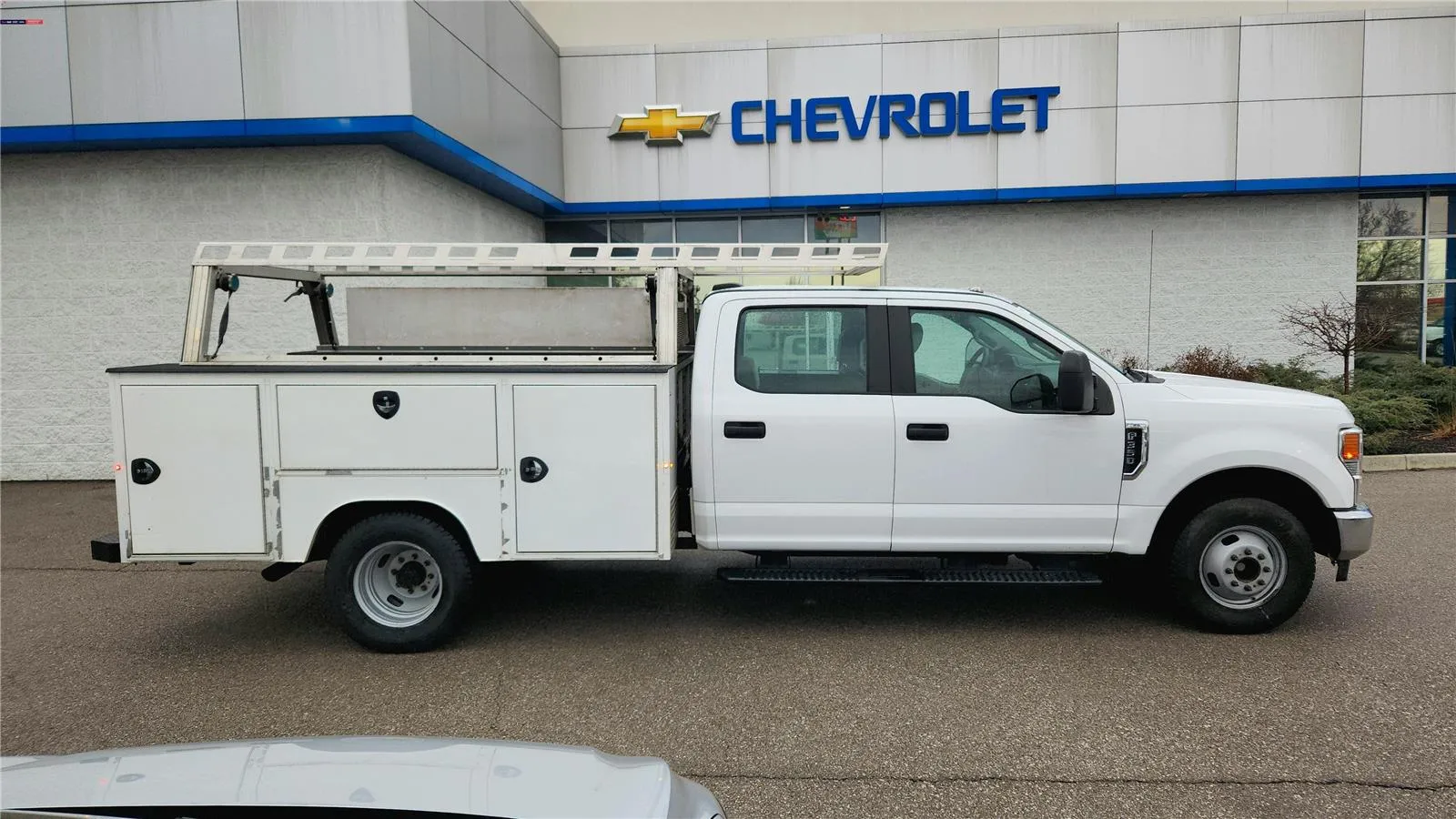 White 2021 Ford Super Duty F-350 DRW XL for sale in Florence, KY