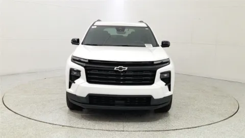 Photos of 2026 Chevrolet Traverse FWD LT for sale in Florence, KY at Tom Gill Chevrolet