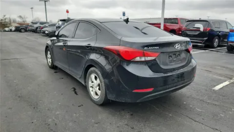 More photos of 2014 Hyundai Elantra SE at Tom Gill Chevrolet, KY
