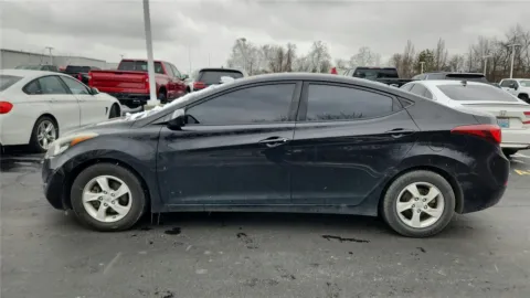 More photos of 2014 Hyundai Elantra SE at Tom Gill Chevrolet, KY