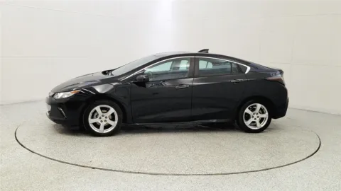 More photos of 2018 Chevrolet Volt LT at Tom Gill Chevrolet, KY