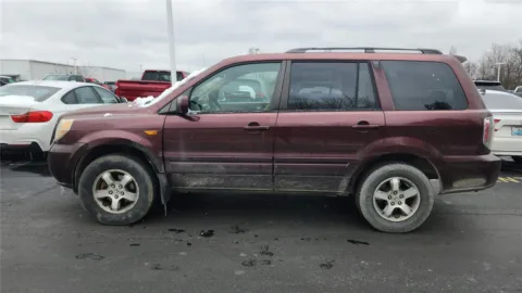 More photos of 2007 Honda Pilot EX at Tom Gill Chevrolet, KY