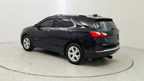 More photos of 2020 Chevrolet Equinox Premier at Tom Gill Chevrolet, KY
