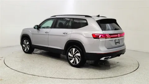 More photos of 2025 Volkswagen Atlas 2.0T SE w/Technology at Tom Gill Chevrolet, KY