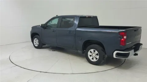 More photos of 2021 Chevrolet Silverado 1500 LT at Tom Gill Chevrolet, KY
