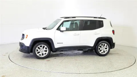 More photos of 2016 Jeep Renegade Latitude at Tom Gill Chevrolet, KY