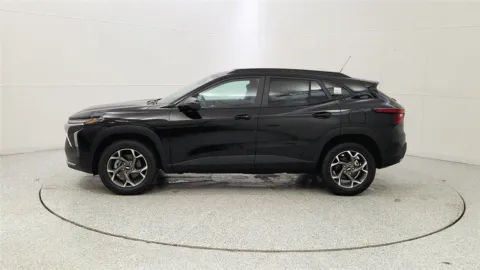 More photos of 2026 Chevrolet Trax LT at Tom Gill Chevrolet, KY