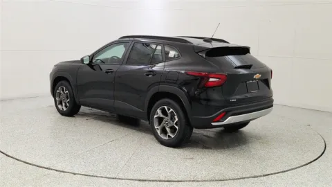 More photos of 2026 Chevrolet Trax LT at Tom Gill Chevrolet, KY