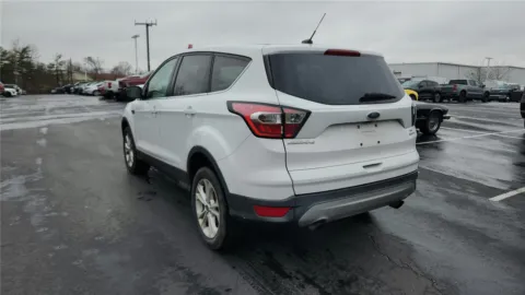 More photos of 2017 Ford Escape SE at Tom Gill Chevrolet, KY