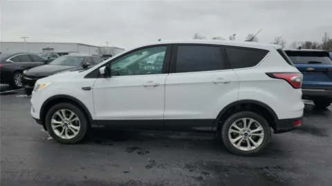 More photos of 2017 Ford Escape SE at Tom Gill Chevrolet, KY